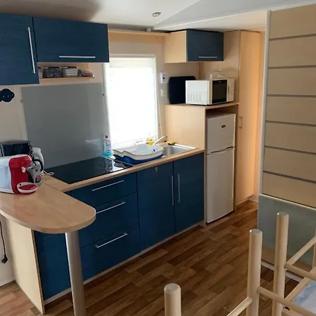 Chez Nathalie Mobil Chauffe Et Climatise مكان تخييم Boofzheim