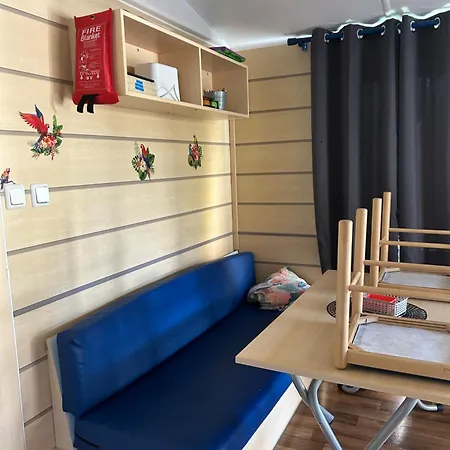 Chez Nathalie Mobil Chauffe Et Climatise مكان تخييم *