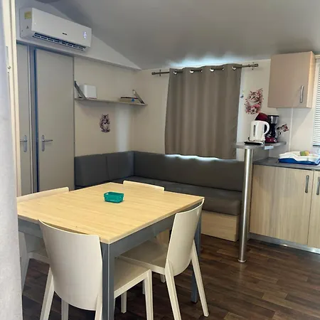 Kemping Chez Nathalie Mobil Chauffe Et Climatise