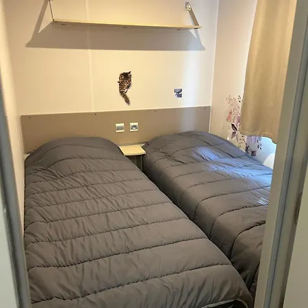 مكان تخييم Chez Nathalie Mobil Chauffe Et Climatise *